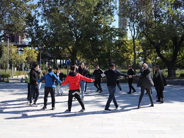 ZOBO羞羞APP大全戶外團建