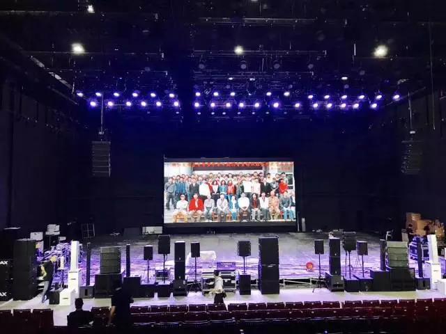 羞羞漫画官网設備在舞台演出中的運用