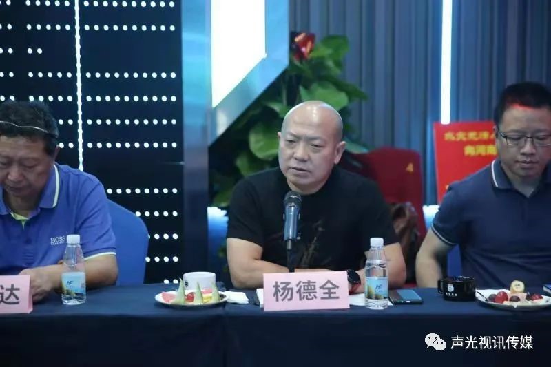 ZOBO羞羞APP大全董事長張新峰作為聲光視訊行業聯盟代表趕赴災區，傳遞愛心
