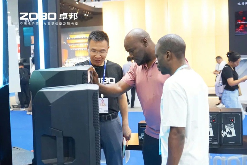 14人潮湧動，新品閃耀!ZOBO羞羞APP大全廣州展首日引爆行業焦點