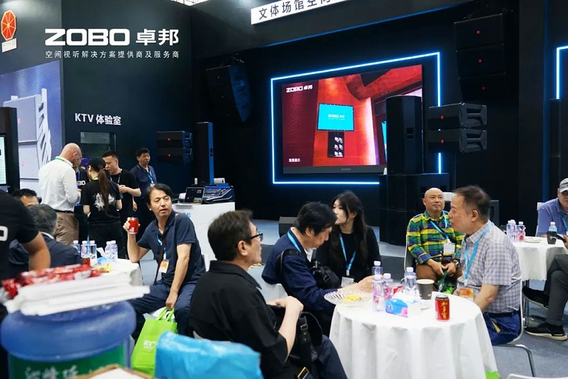 16人潮湧動，新品閃耀!ZOBO羞羞APP大全廣州展首日引爆行業焦點