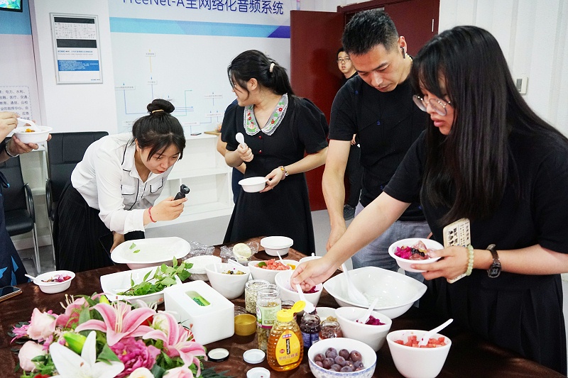 ZOBO羞羞APP大全解鎖消暑美味活動